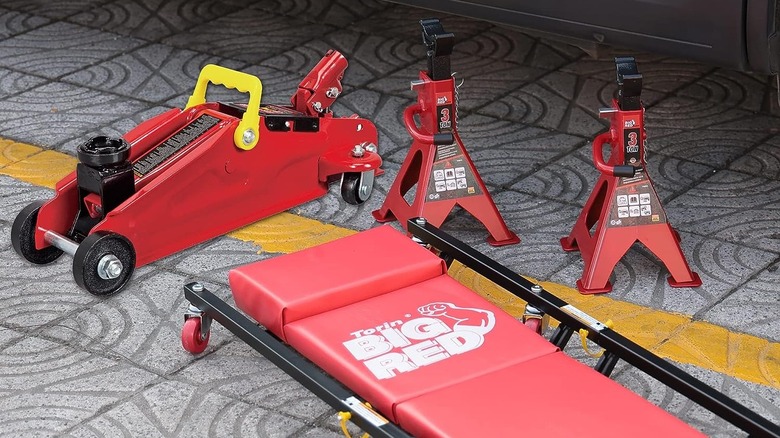 Big Red floor jack with stands and creeper