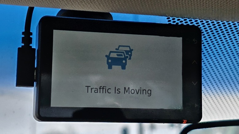 Traffic moving alert