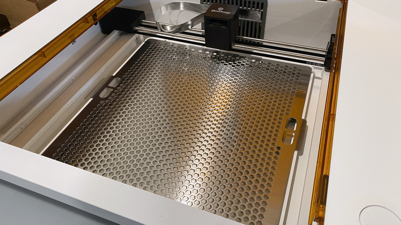 glowforge aura cutting bed