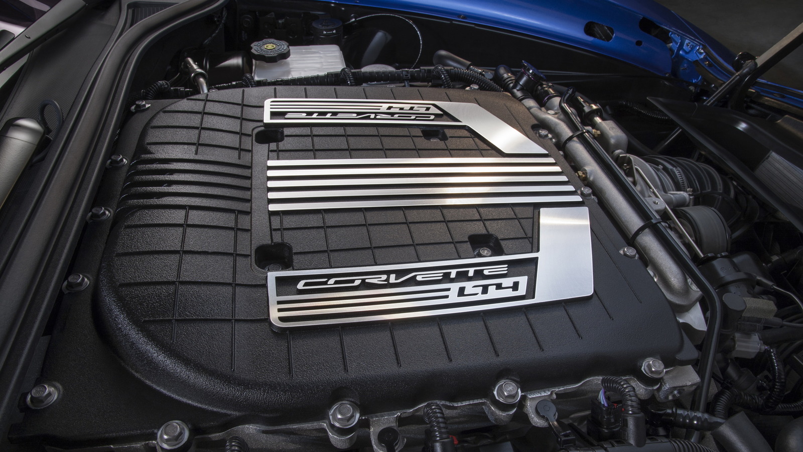 GM LS9 Vs. LT4 Engine: What's The Difference?