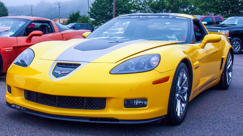 yellow corvette z06