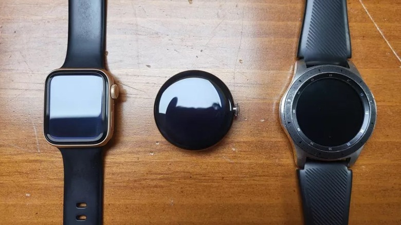 Google smartwatch by Apple Watch and Samsung watch