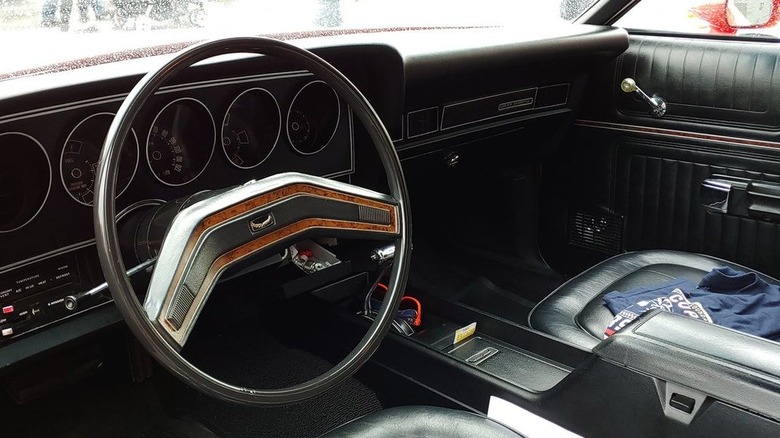 1976 Gran Torino interior