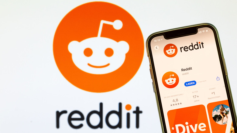 Reddit app on a phone