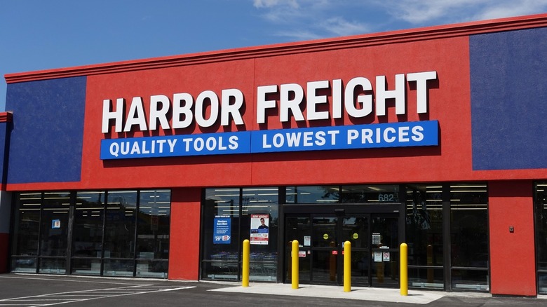 Harbor Freight storefront