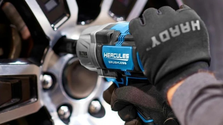 Hercules impact wrench fastening lug nut