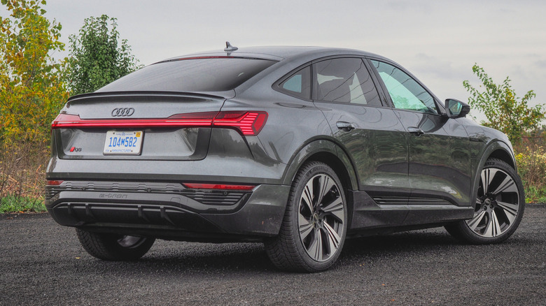 2024 Audi Q8 e-tron Sportback