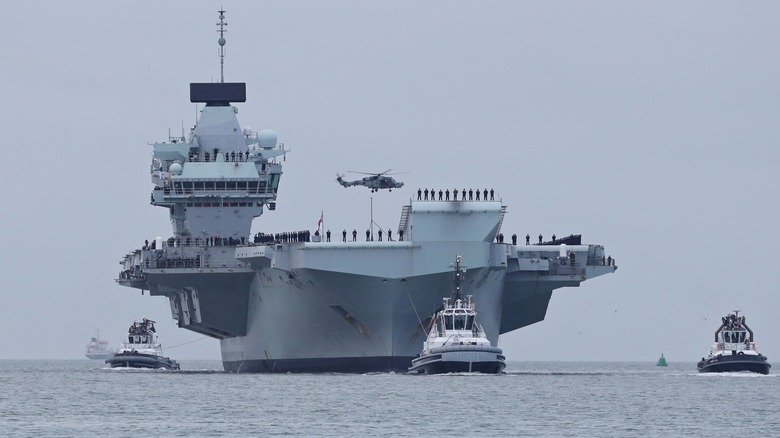 united kingdom aircraft carrier HMS Elizabeth