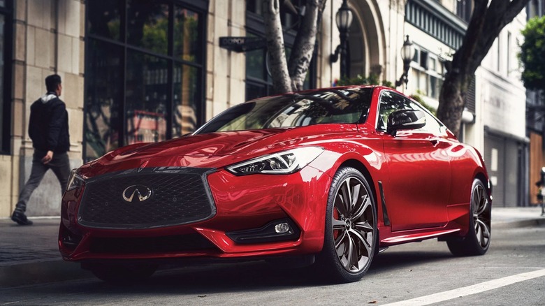 Infinity Q60 on the road