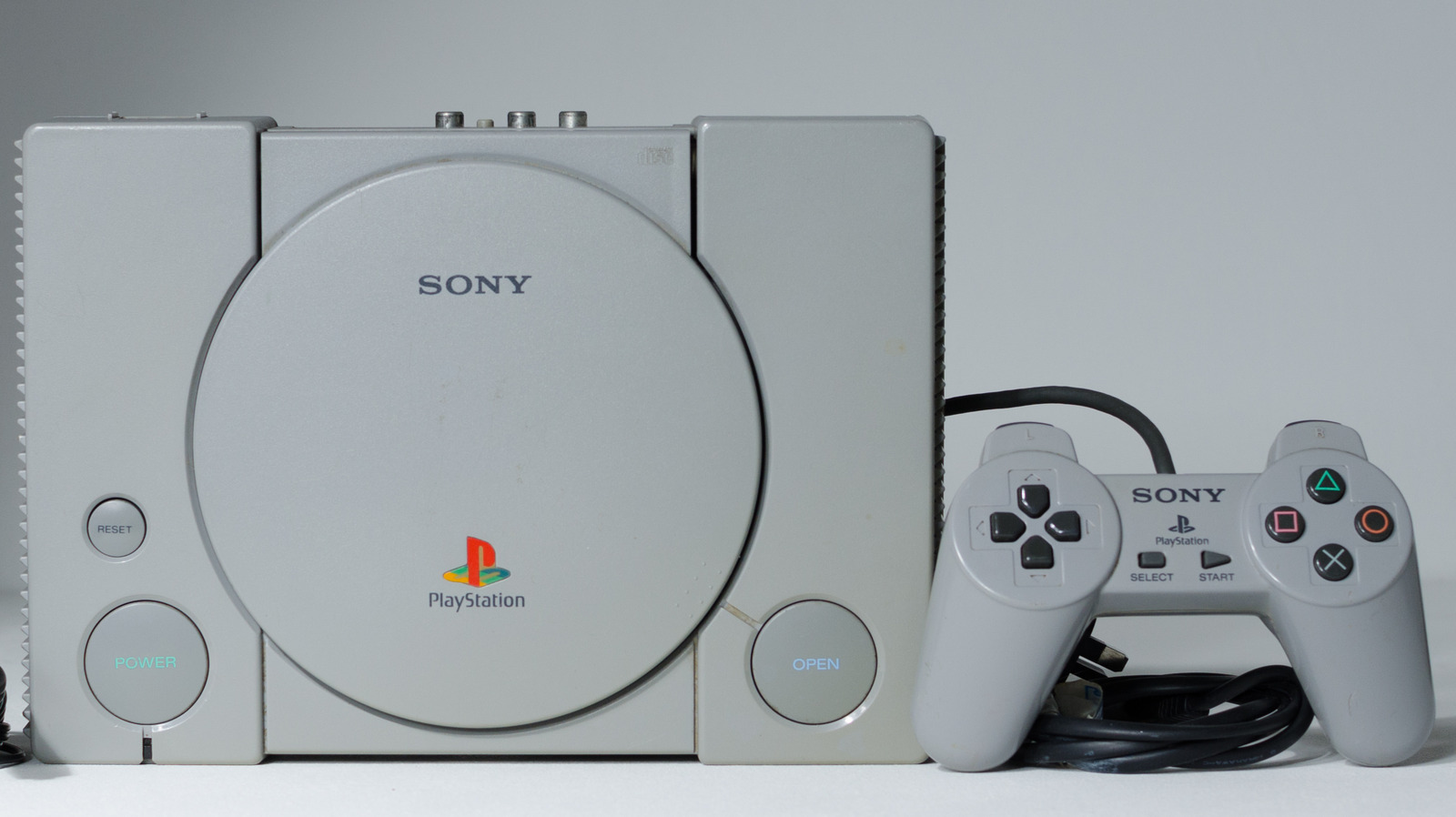Restoring the original PlayStation (PS1) - Vintage Console