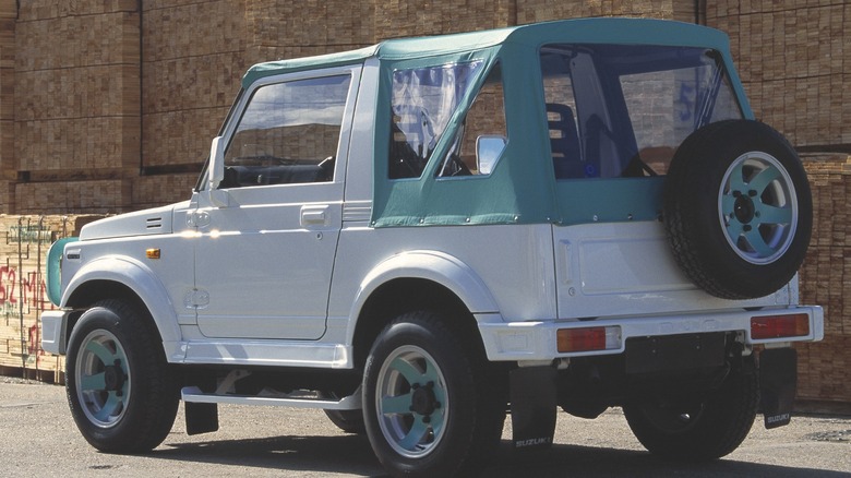 Suzuki Samurai