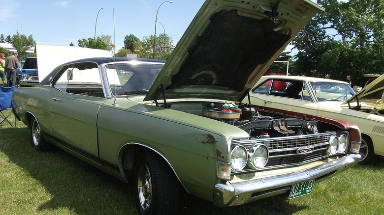 Ford Torino GT hood raised