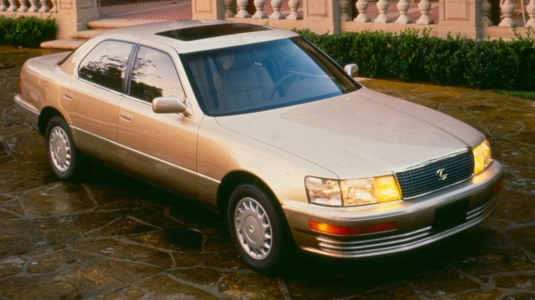 1990 Lexus LS 400 parked driveway