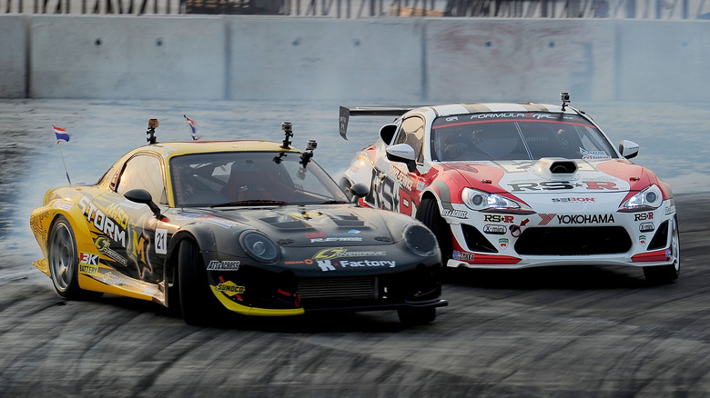 Mazda RX-7 at race