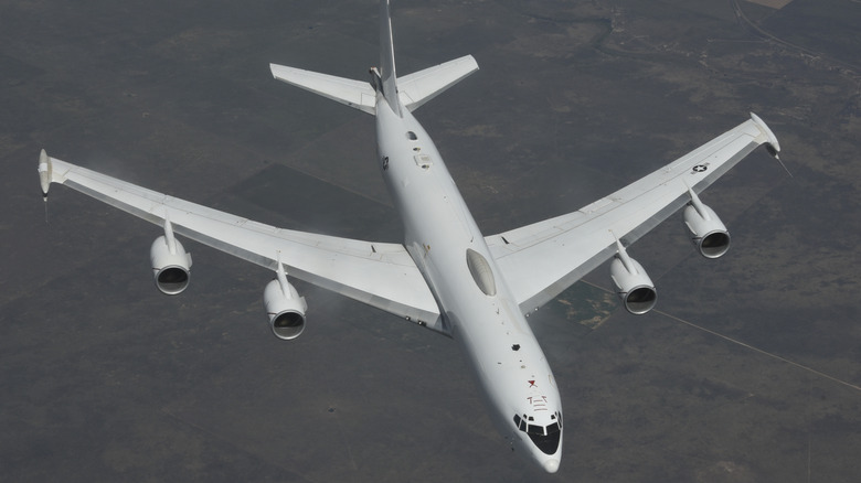 Navy E-6B Mercury TACAMO in-flight