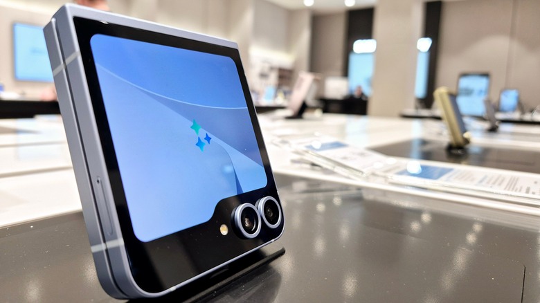 Galaxy Z Flip 6 on display in Samsung store