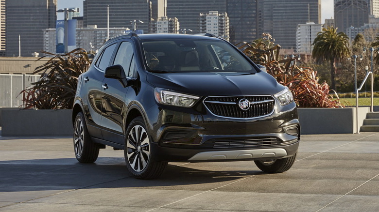 Black 2022 Buick Encore