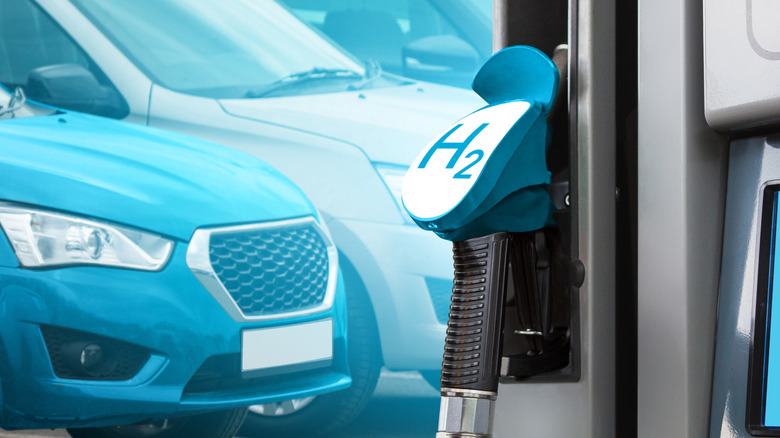 Hydrogen car charging station