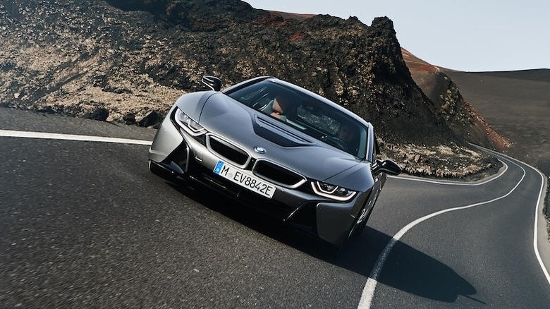 BMW i8 Coupe road