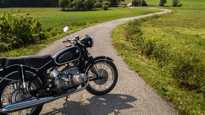 BMW R69S In The Countryside