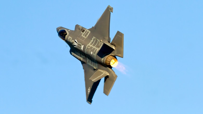 F-35C Relâmpago II