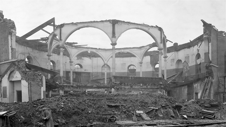 The Ring destroyed in the Blitz