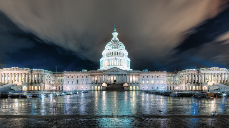 US Capital Building lit up at night