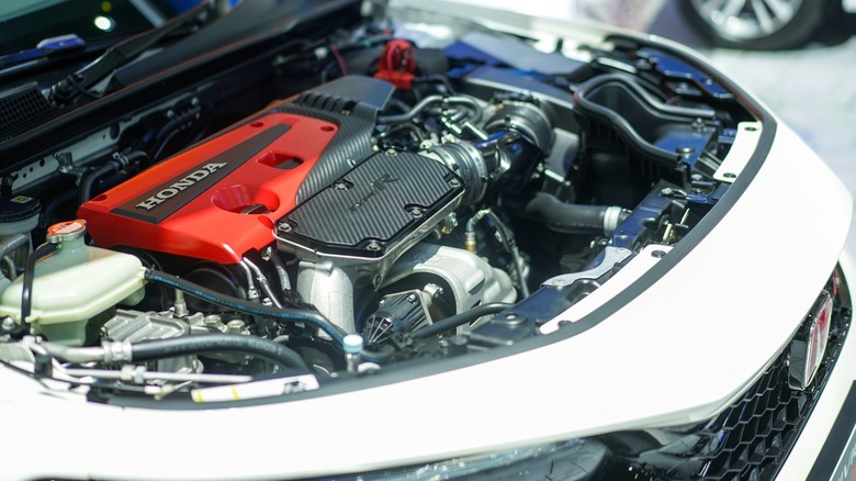 2024 Honda Civic Type-R engine bay