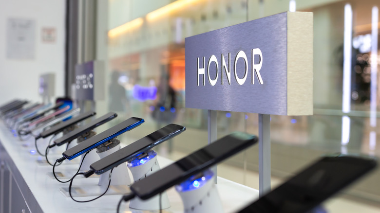 Honor phones on sale