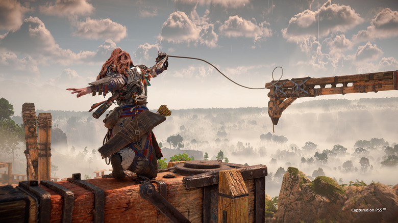 Aloy using her pullcaster