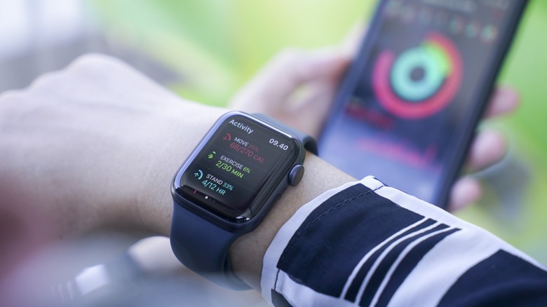 Fitbit Versa 2 Smart Watch with Heart Rate Alexa (Carbon Aluminium/ Bl – AV  Shack