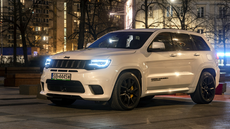 Trackhawk in city environment