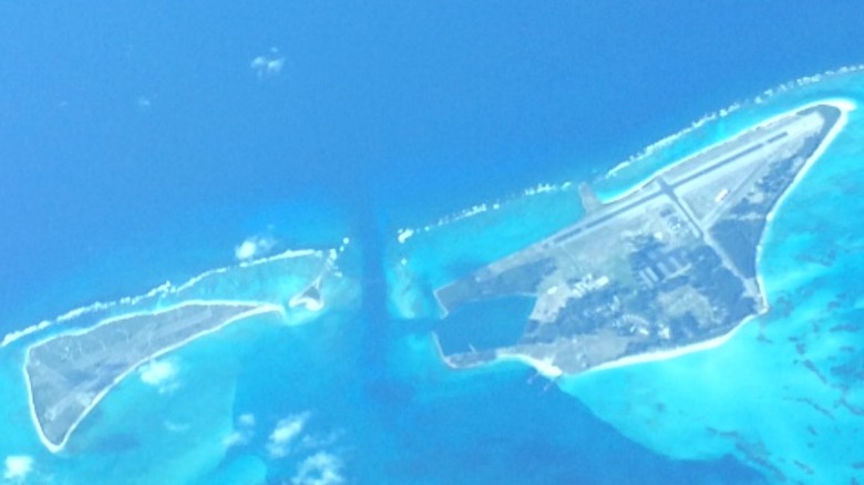 Midway Atoll satellite photo