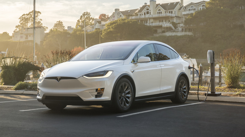 Tesla model x charging