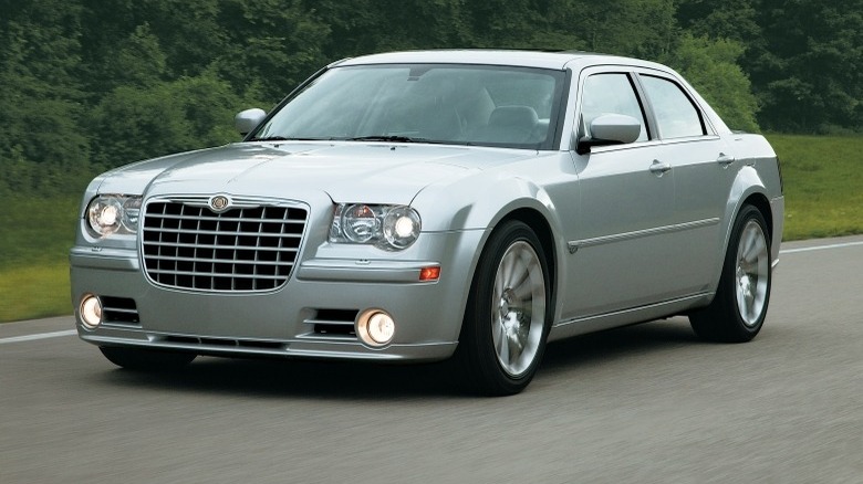 2005 Chrysler 300C SRT8 driving