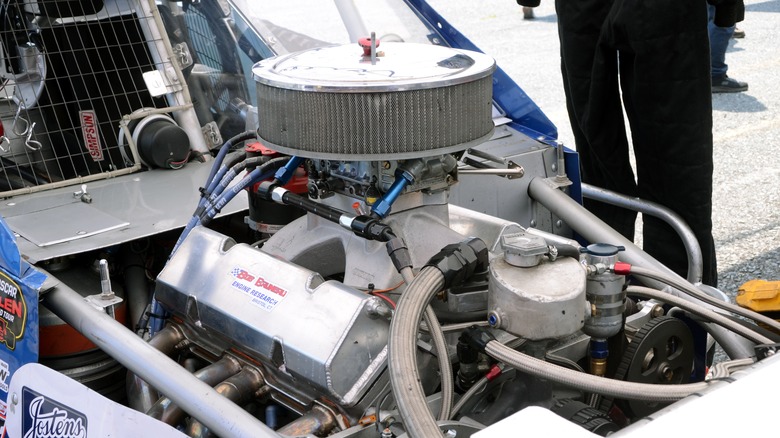 High performance V8 racing engine installed in a NASCAR body