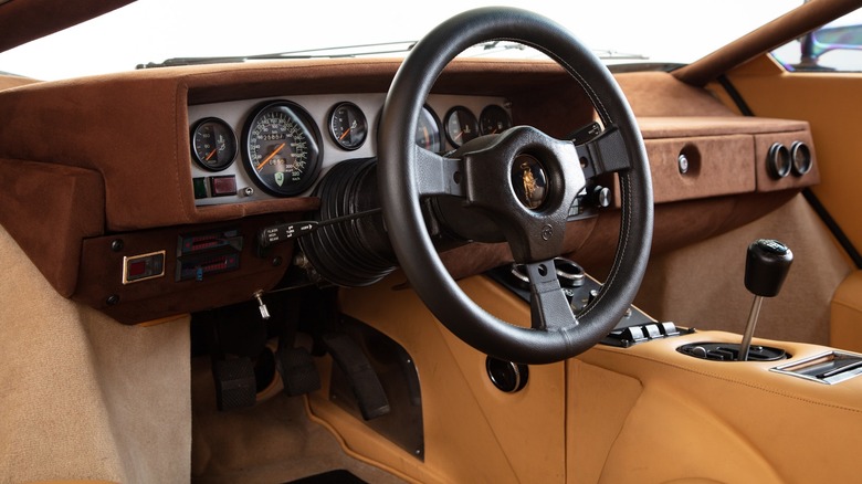 lamborghini countach interior