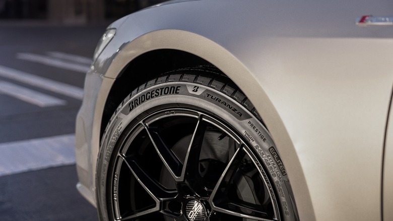 Bridgestone Turana prestige tire