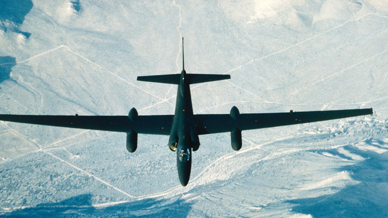 u-2 plane