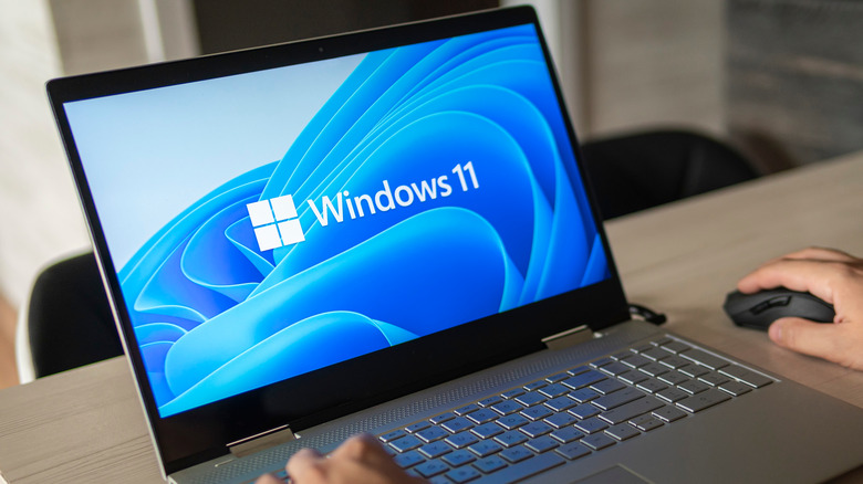 windows 11 laptop