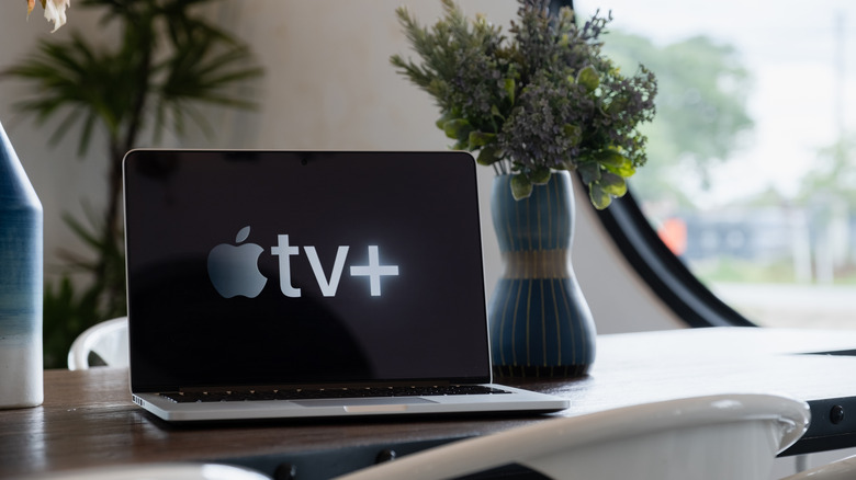 Apple TV logo Macbook