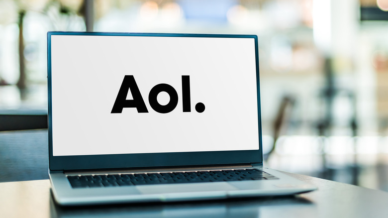 AOL log computer