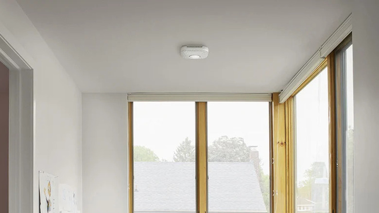 Nest Protect in the ceiling