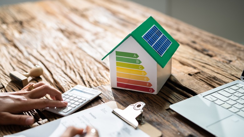 Calculating home power use