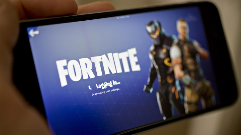 Fortnite running on mobile