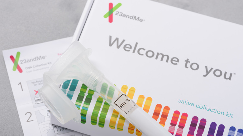 23andMe saliva test kit