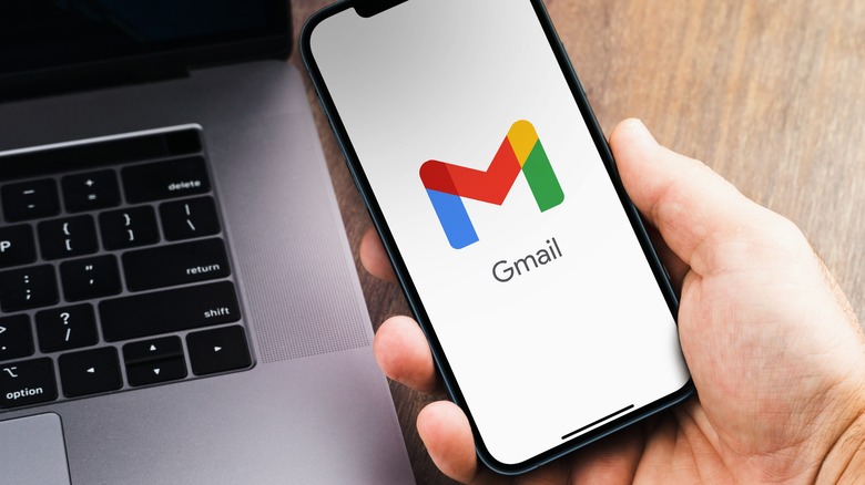 Gmail app on iPhone with macbook