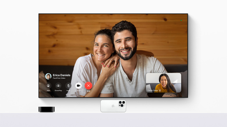 people on a FaceTime call on Apple TV