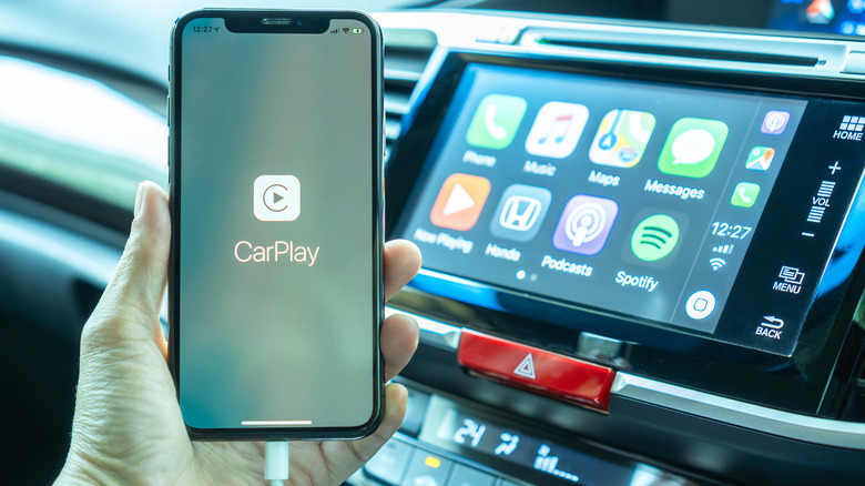 CarPlay iPhone connection