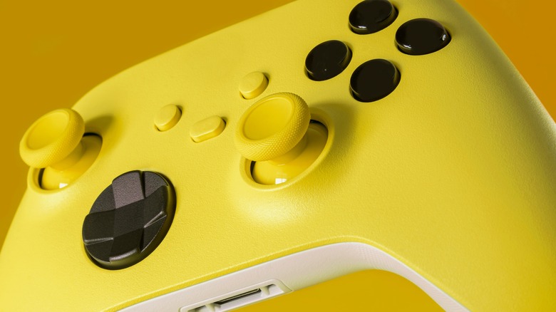 Xbox Series X controller yellow